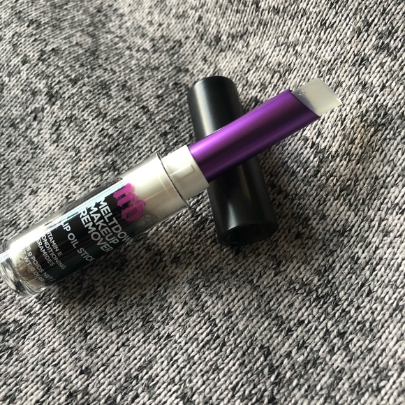 UD Meltdown Makeup Remover Lip Oil Stick - Picture 3 of 5